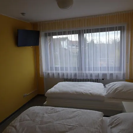 Hotel-Pension Schlossgarten-2